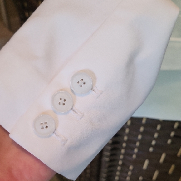 Diane Von Furstenberg White Blazer Tailored Minimalist Design - Picture 7 of 10